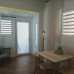 Perfect Homebase Studio Near Beach