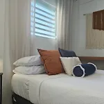 Perfect Homebase Studio Near Beach
